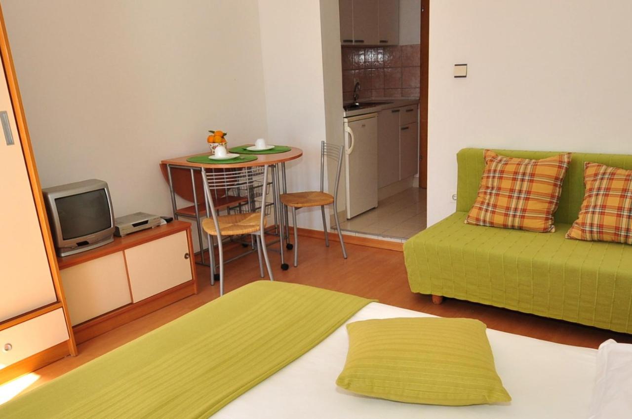 Ferienwohnung Anastazija Sea View Omiš Exterior foto