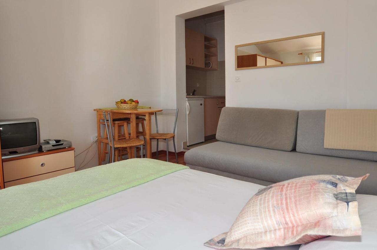 Ferienwohnung Anastazija Sea View Omiš Exterior foto